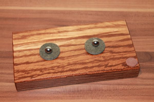 NEU Roland Kirsch Pfeifenständer für 2 Pfeifen Holz Magnethalterung hell Maserung