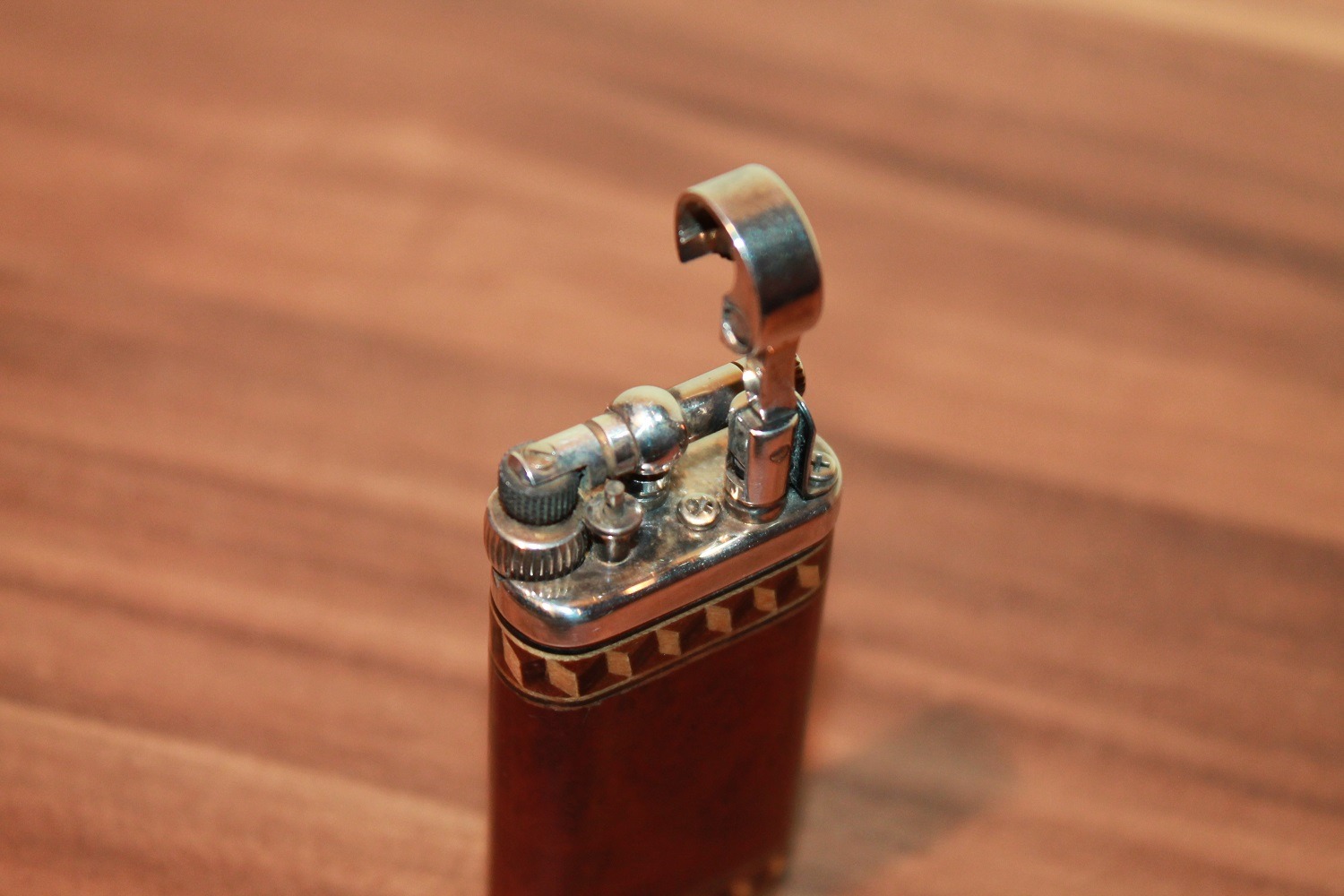 IM Corona Savinelli "Old Boy" Pfeifen-Feuerzeug mit Intarsien dunkelbraun – Bild 4